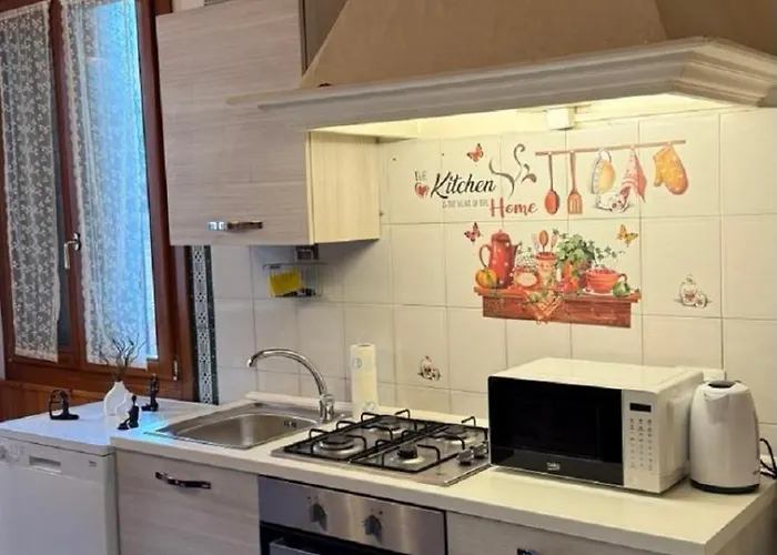 Flora Apartment